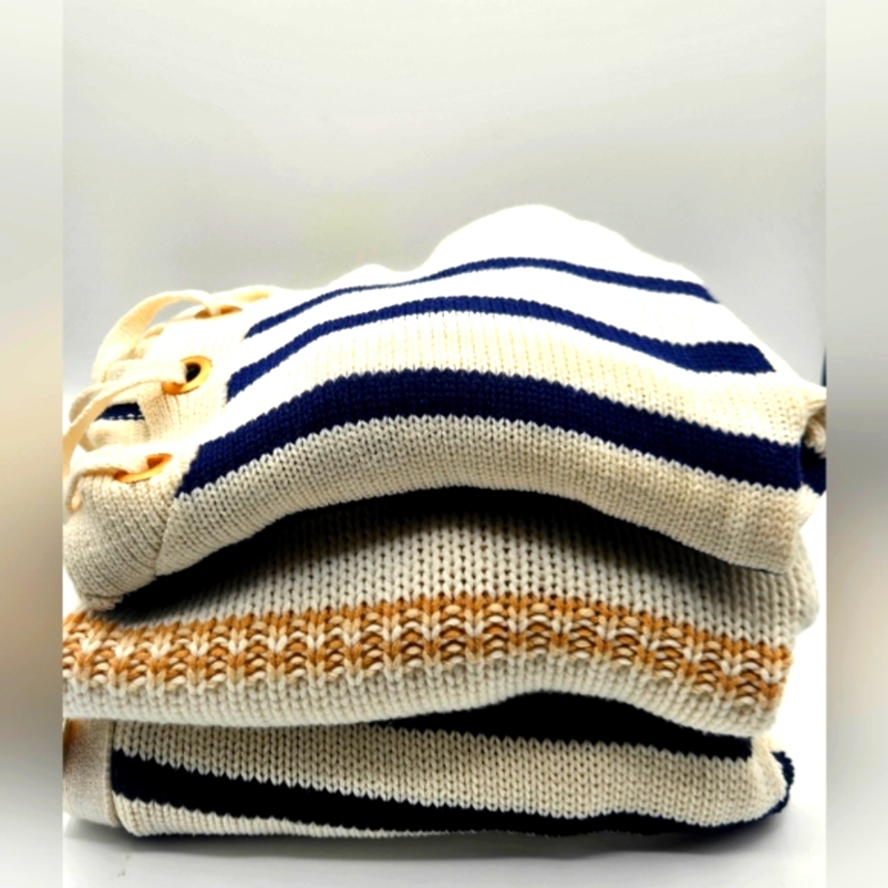 LOT of Junior Sweaters Crop Oversized Fits Girl Sz 12 To 14 Sincerely Jules